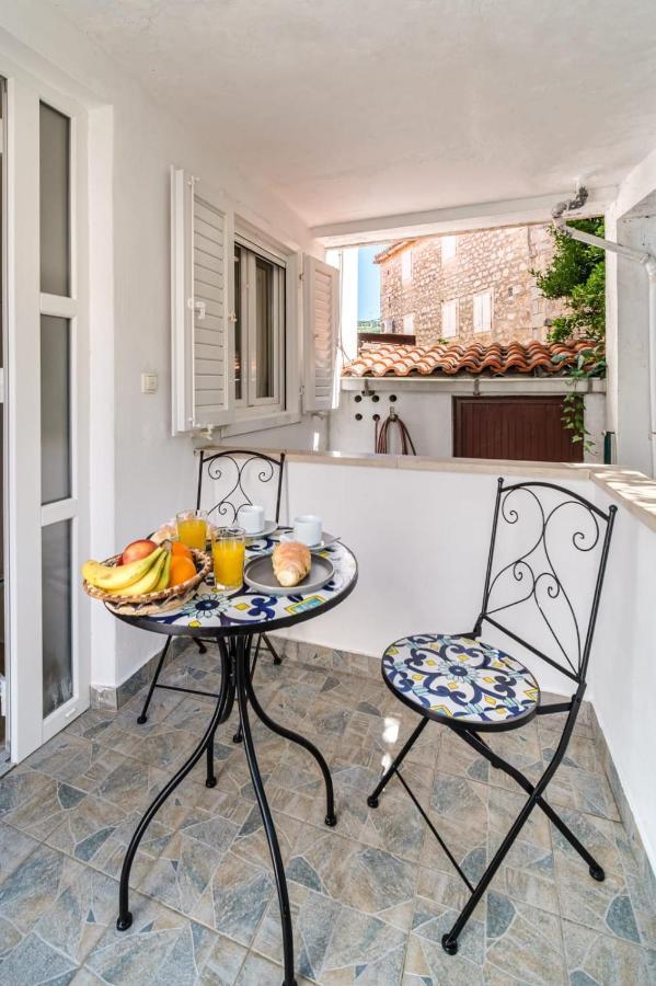 Apartmani P&S Supetar Kültér fotó