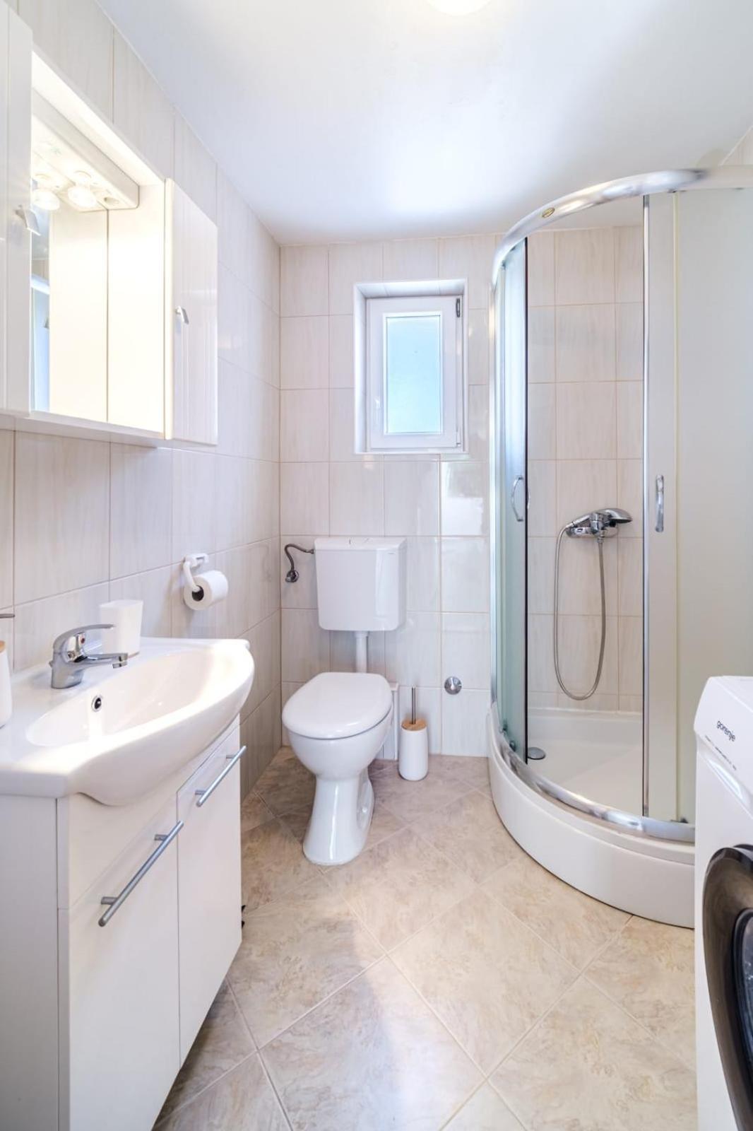 Apartmani P&S Supetar Kültér fotó
