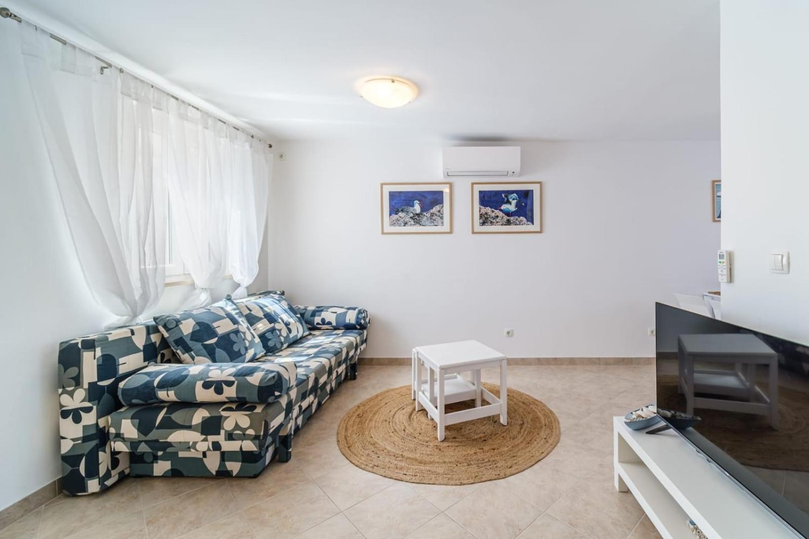 Apartmani P&S Supetar Kültér fotó