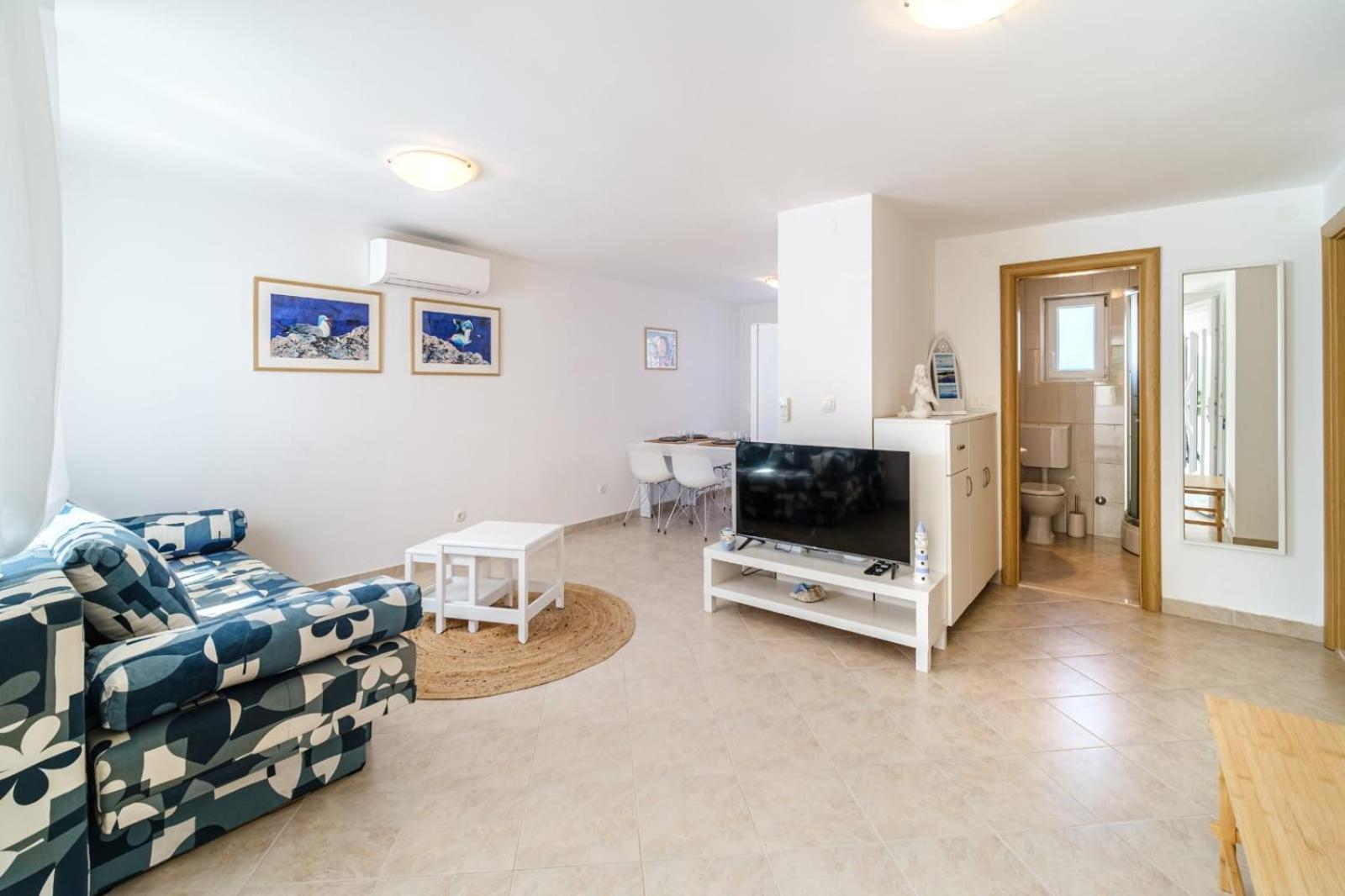 Apartmani P&S Supetar Kültér fotó