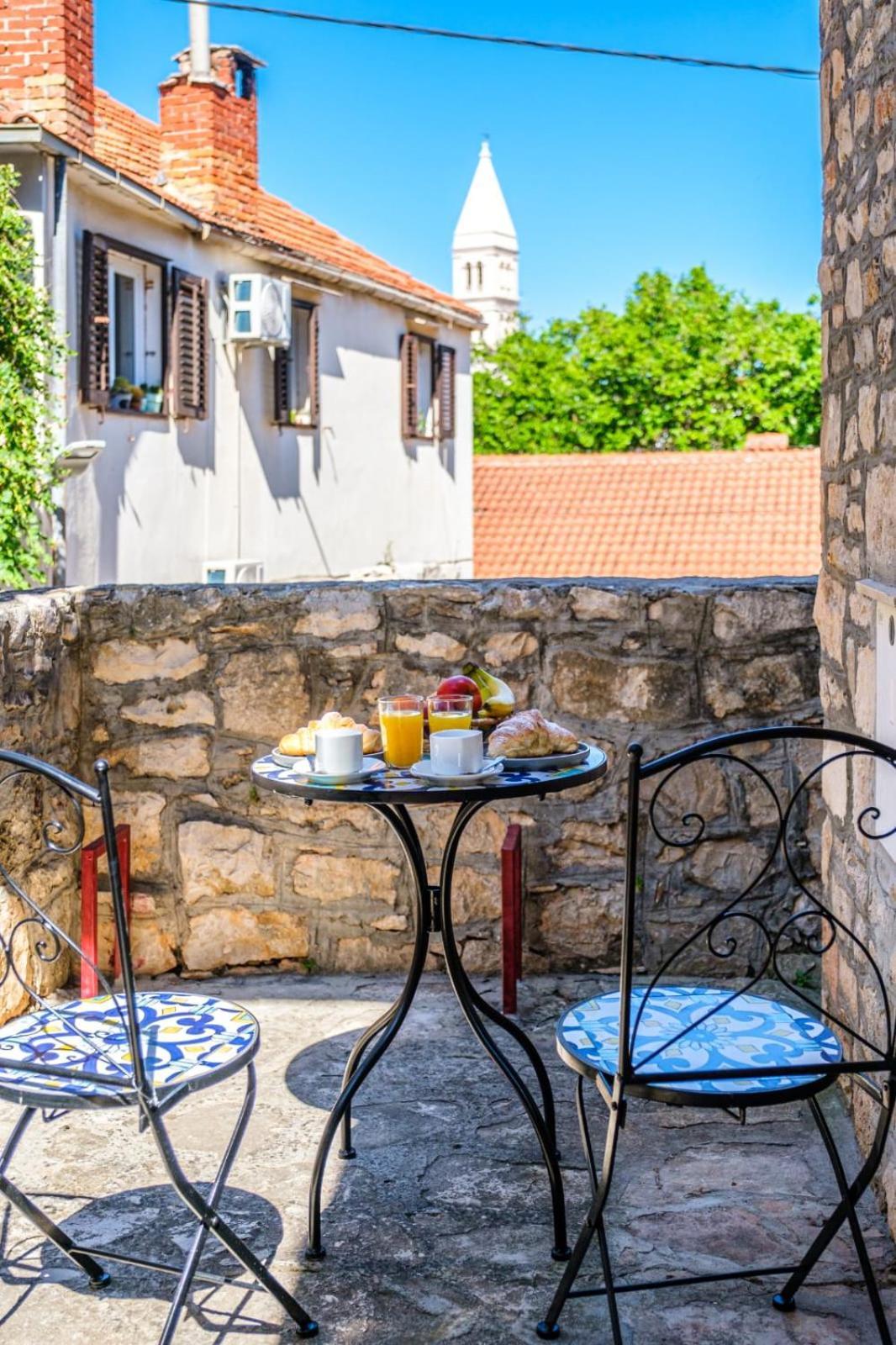 Apartmani P&S Supetar Kültér fotó