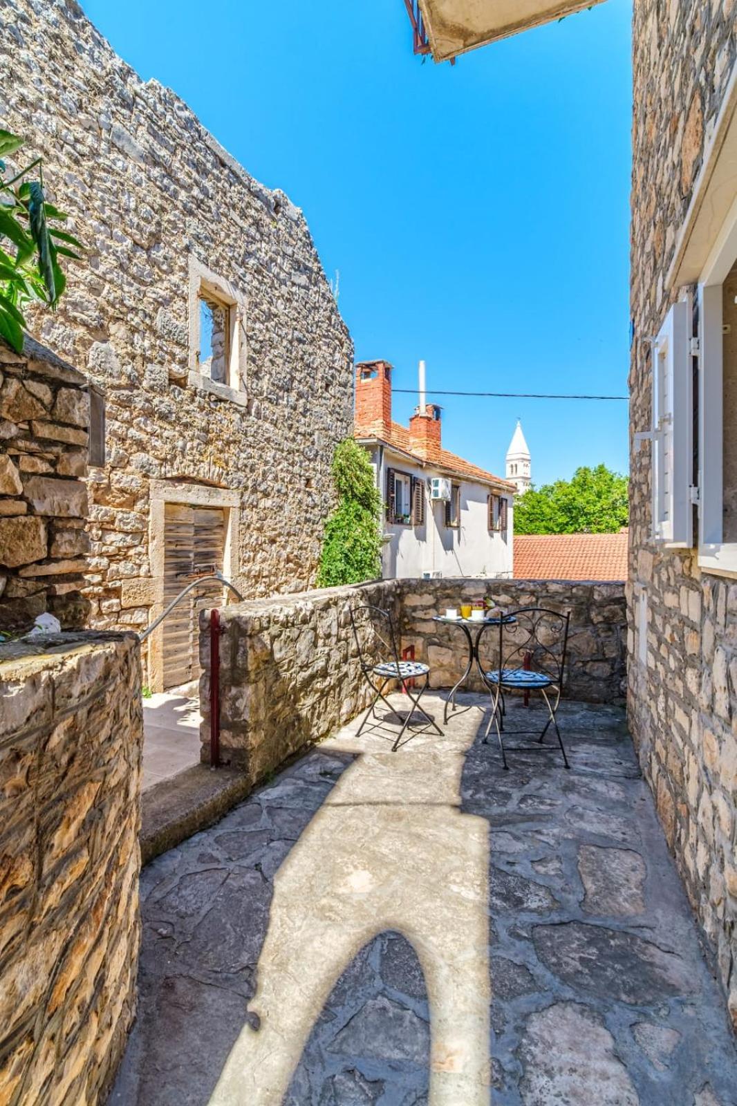 Apartmani P&S Supetar Kültér fotó