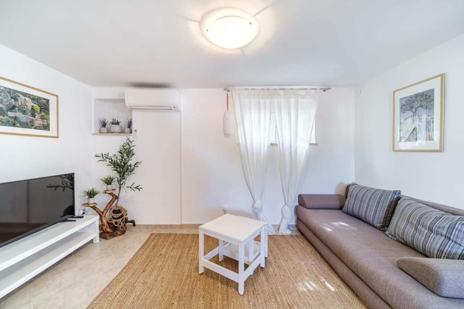 Apartmani P&S Supetar Kültér fotó
